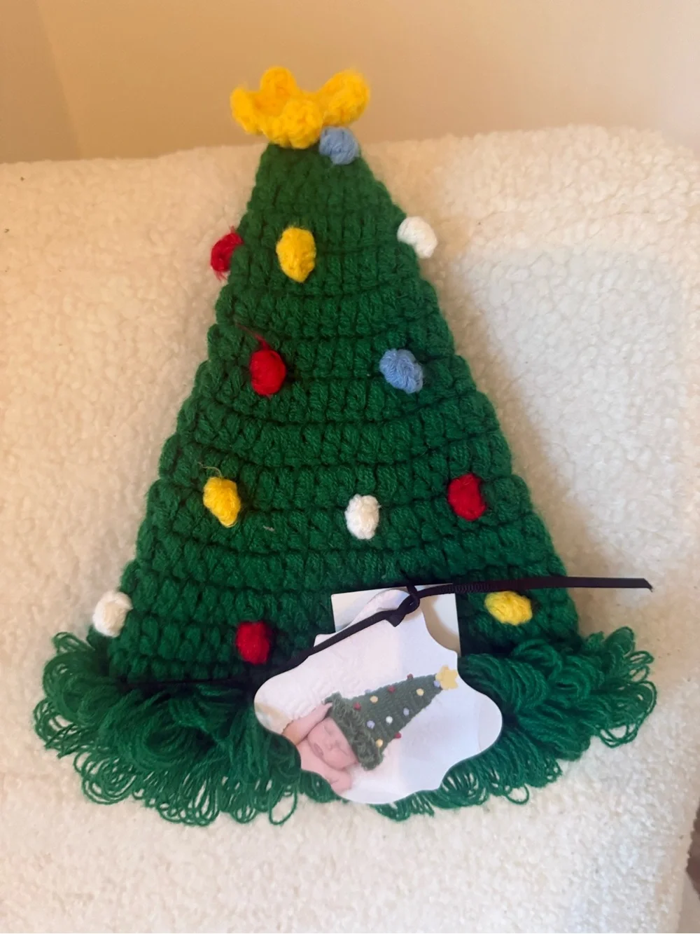 Mud Pie Red and Green Crochet Holiday Hat Set